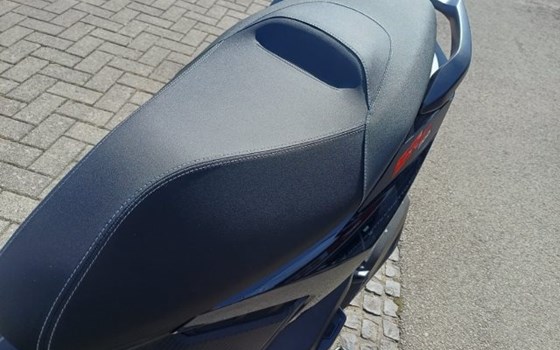 Neufahrzeug Aprilia SR GT 200 - Bild 14