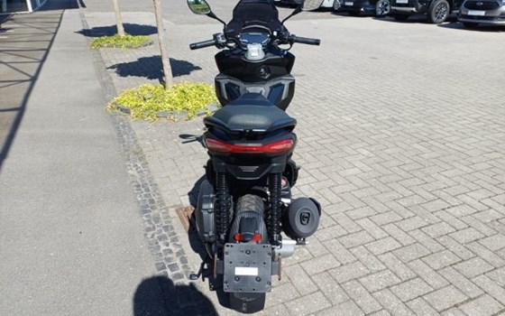 Neufahrzeug Aprilia SR GT 200 - Bild 5