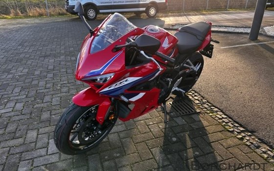 Gebrauchtmotorrad Honda CBR650R E-Clutch - Bild 8