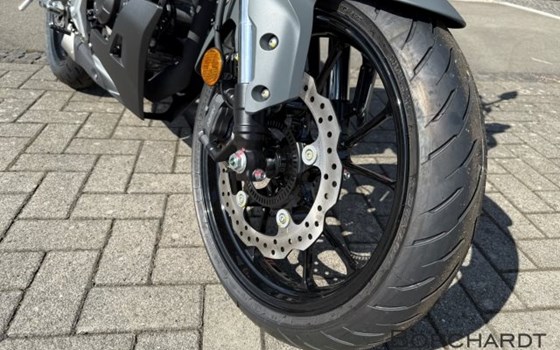 Gebrauchtmotorrad Honda CB125R - Bild 9