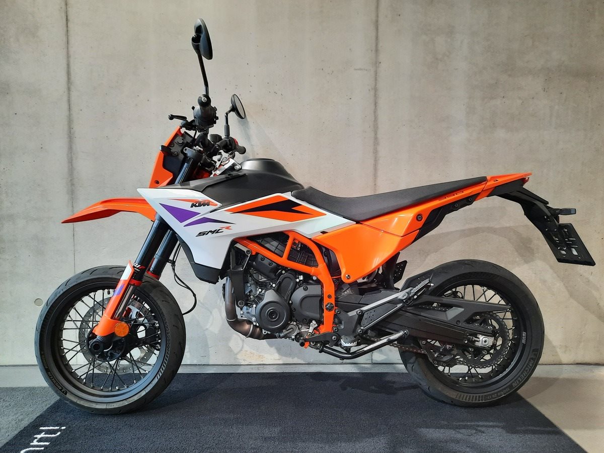 KTM 390 SMC R