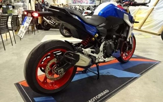 Gebrauchtmotorrad BMW F 900 R - Bild 4