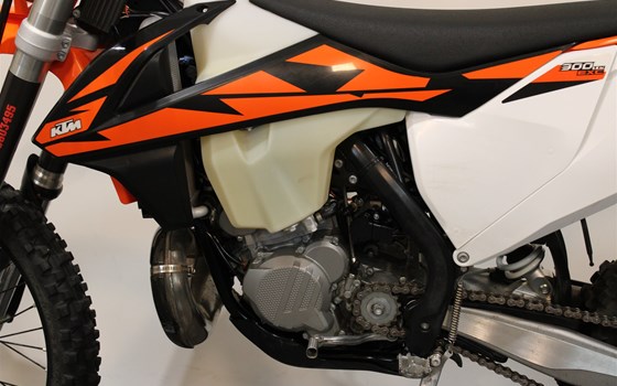 Gebrauchtmotorrad KTM 300 EXC TPI - Bild 10