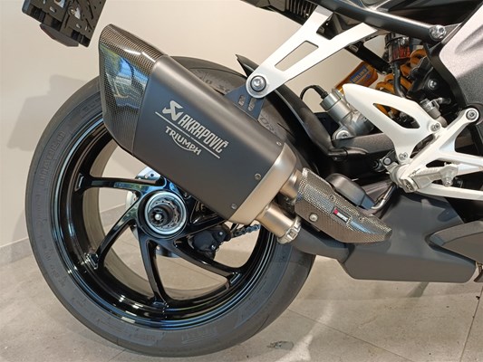 Triumph Speed Triple 1200 RS (schwarz) - Bild 5