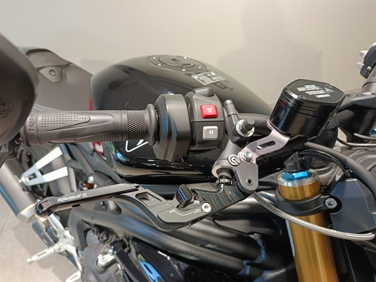 Triumph Speed Triple 1200 RS (schwarz) - Bild 6