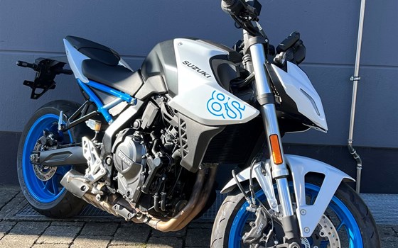 Gebrauchtmotorrad Suzuki GSX-8S - Bild 2