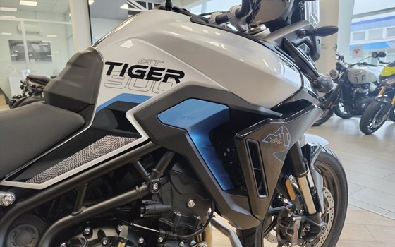 Gebrauchtmotorrad Triumph Tiger 900 Alpine Edition - Bild 6