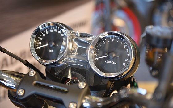 Neufahrzeug Kawasaki Z900 RS - Bild 3