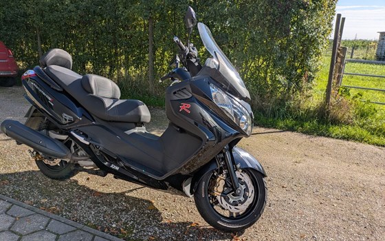 Gebrauchtmotorrad Sym MaxSym 400i - Bild 6
