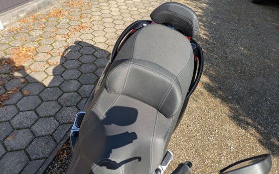 Gebrauchtmotorrad Sym MaxSym 400i - Bild 8