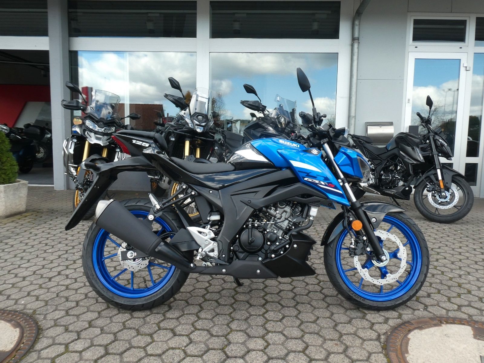 Suzuki GSX-S125