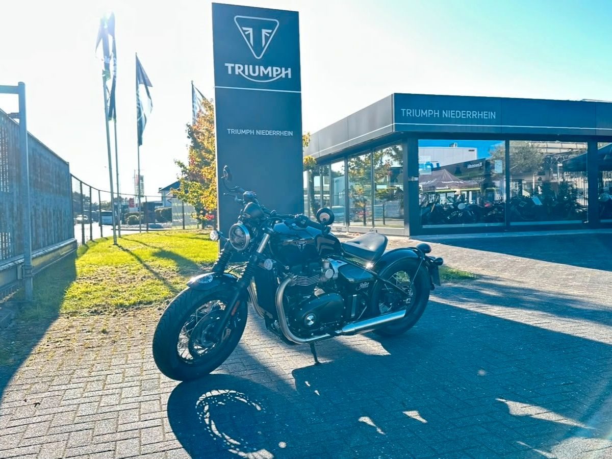 Triumph Bonneville Bobber