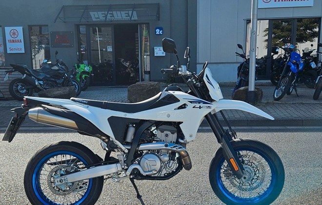 Suzuki DR-Z 400 SM