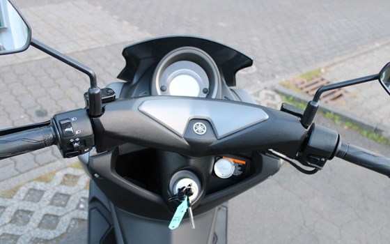 Gebrauchtmotorrad Yamaha NMAX 125 - Bild 13