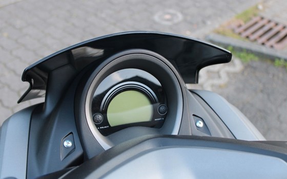 Gebrauchtmotorrad Yamaha NMAX 125 - Bild 14