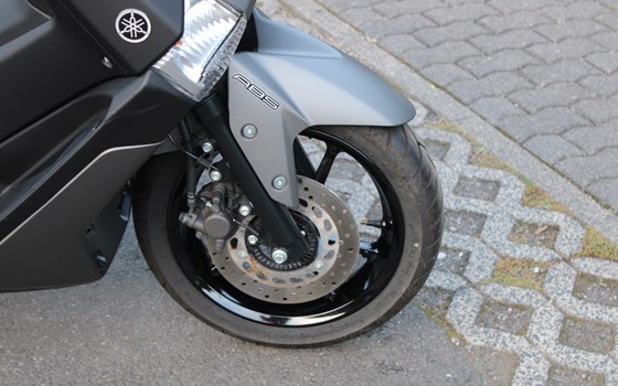 Gebrauchtmotorrad Yamaha NMAX 125 - Bild 9