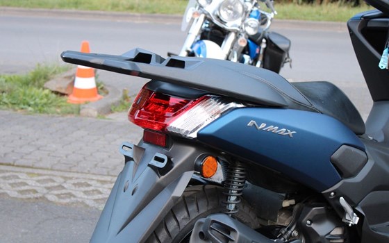 Gebrauchtmotorrad Yamaha NMAX 125 - Bild 5