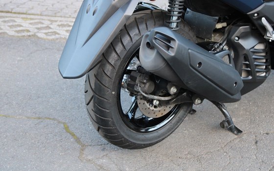 Gebrauchtmotorrad Yamaha NMAX 125 - Bild 6