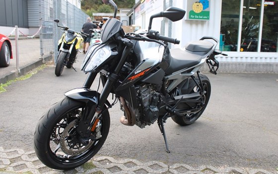 Gebrauchtmotorrad KTM 790 Duke - Bild 2