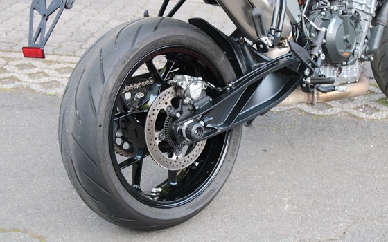 Gebrauchtmotorrad KTM 790 Duke - Bild 6