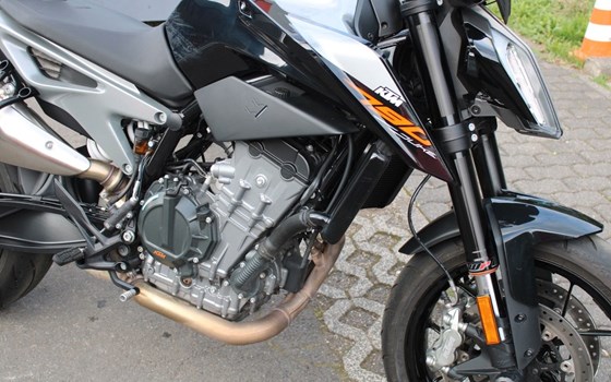 Gebrauchtmotorrad KTM 790 Duke - Bild 8