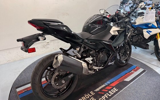 Gebrauchtmotorrad Kawasaki Ninja 400 - Bild 6