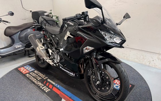 Gebrauchtmotorrad Kawasaki Ninja 400 - Bild 7