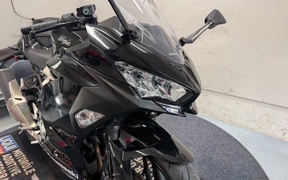 Gebrauchtmotorrad Kawasaki Ninja 400 - Bild 8
