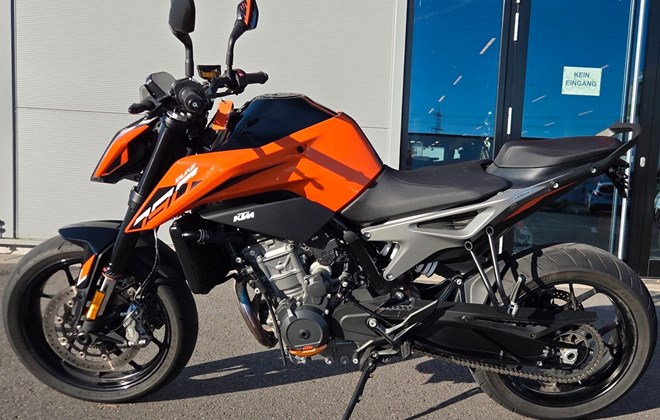 KTM 790 Duke L