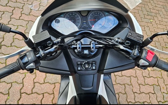 Gebrauchtmotorrad Honda Forza 300 - Bild 7