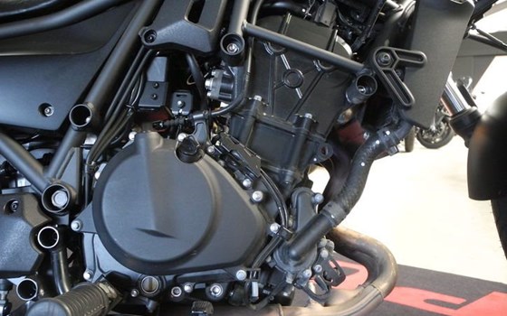 Gebrauchtmotorrad Kawasaki Eliminator 500 - Bild 8