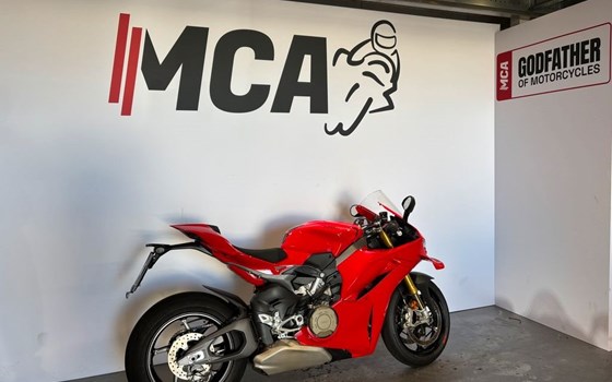 Gebrauchtmotorrad Ducati Panigale V4 S - Bild 2