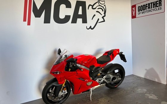 Gebrauchtmotorrad Ducati Panigale V4 S - Bild 6