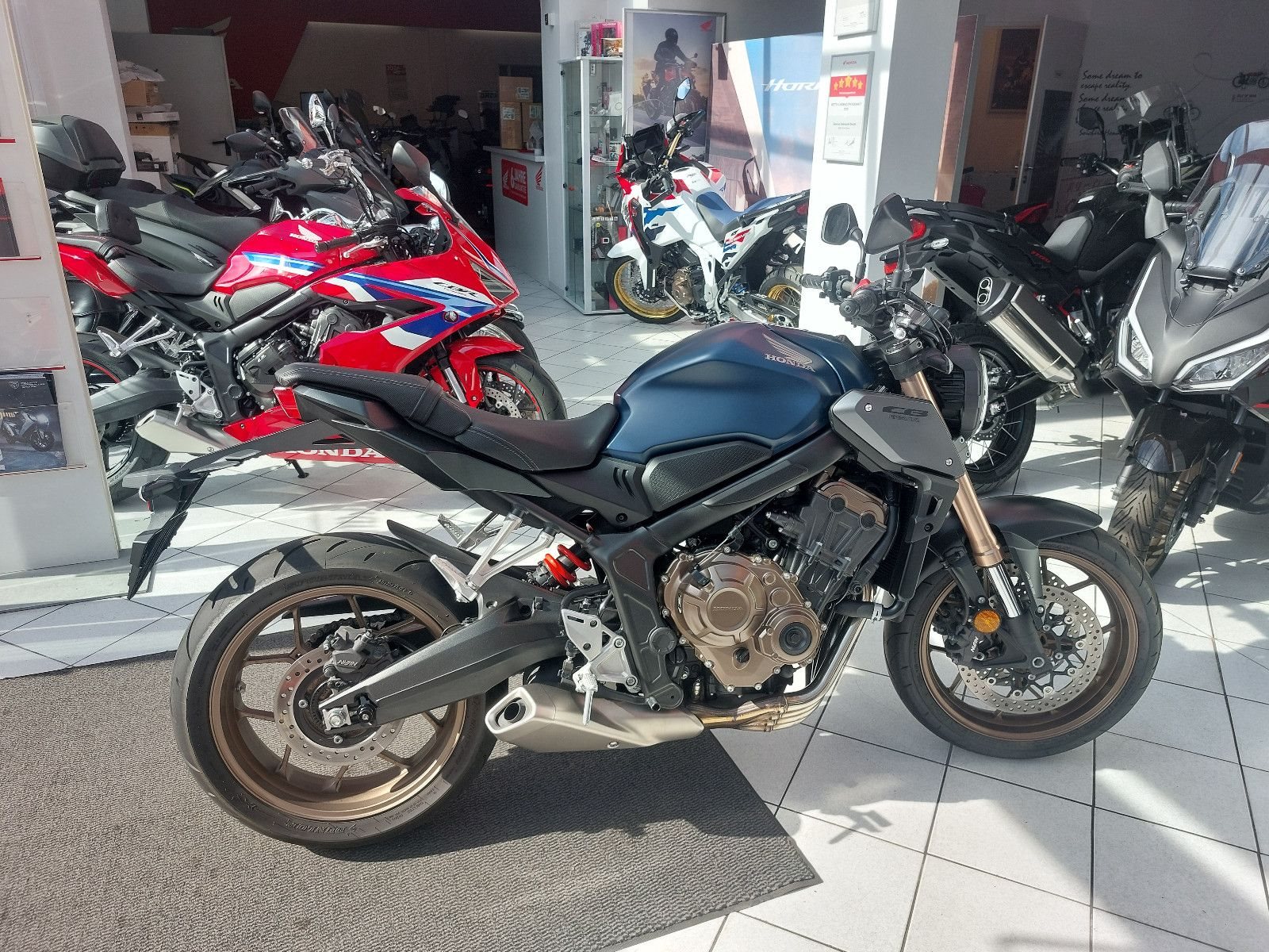 Honda CB650R