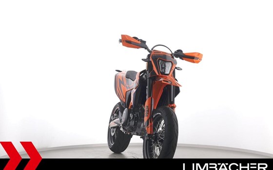 Gebrauchtmotorrad KTM 690 SMC R - Bild 11