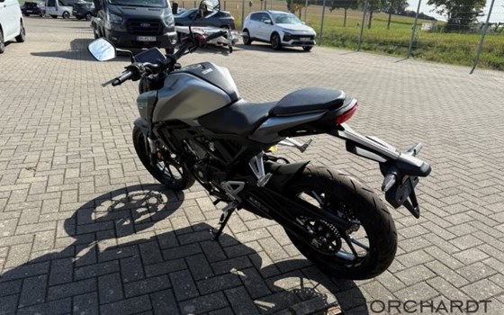 Gebrauchtmotorrad Honda CB125R - Bild 5