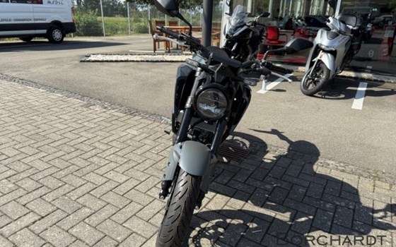 Gebrauchtmotorrad Honda CB125R - Bild 8