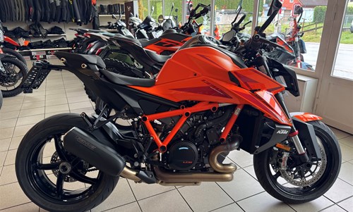 KTM 1390 Super Duke R