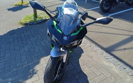 Gebrauchtmotorrad Kawasaki Ninja 7 Hybrid - Bild 9
