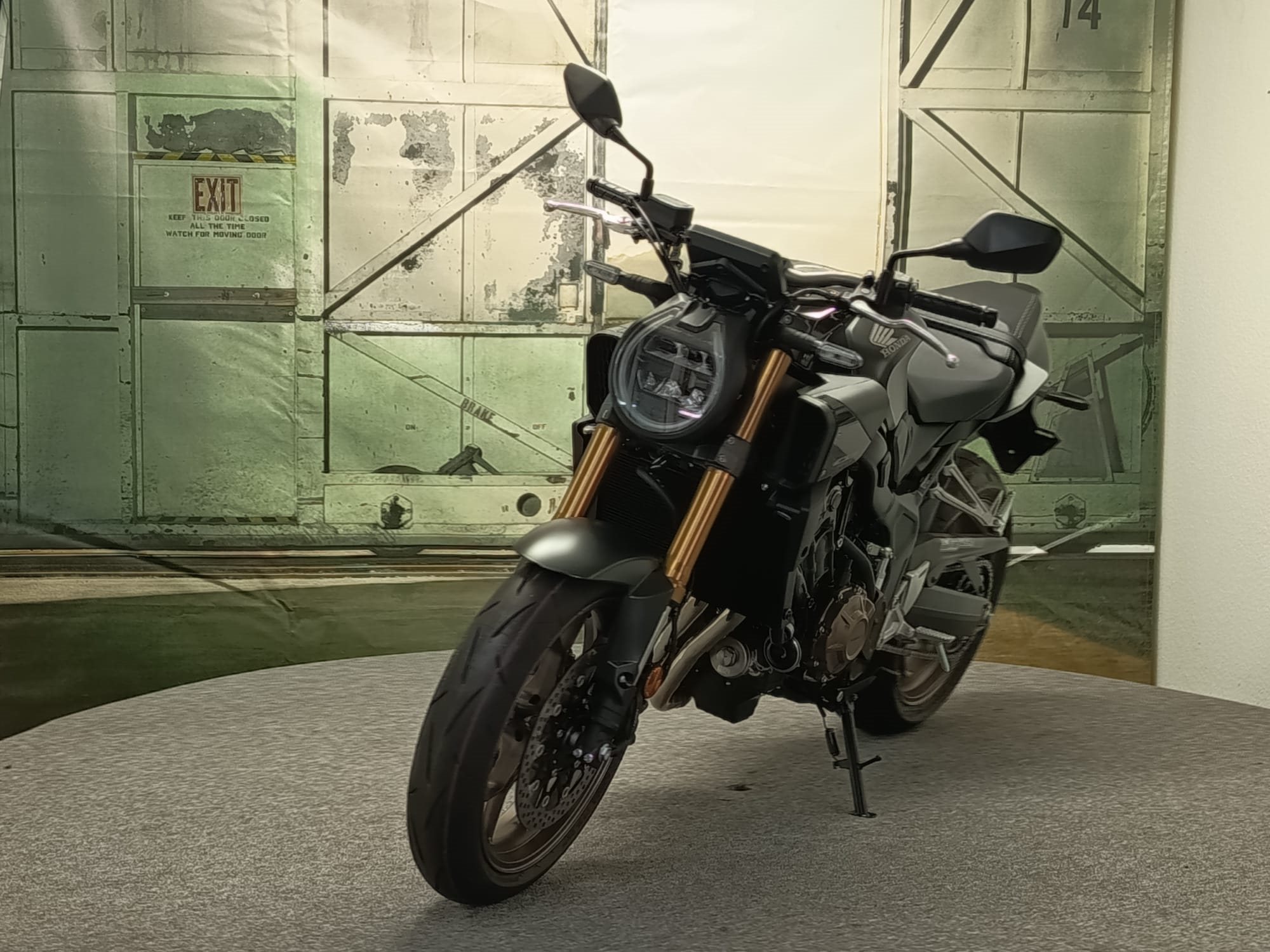 Honda CB650R E-Clutch