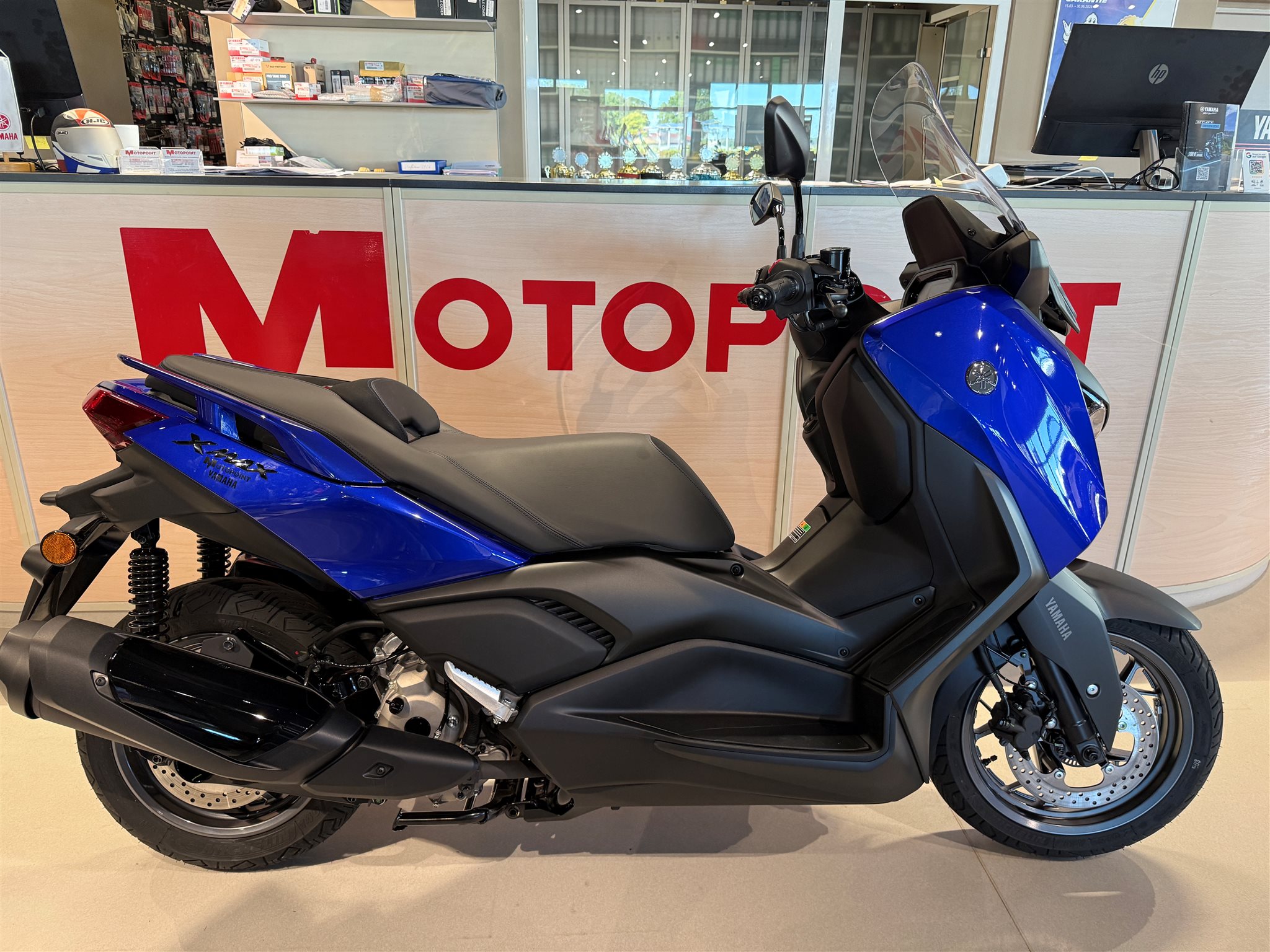Yamaha XMAX 300