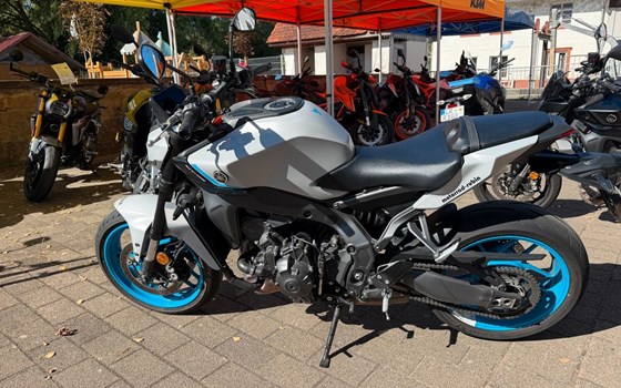 Gebrauchtmotorrad Yamaha MT-09 - Bild 3