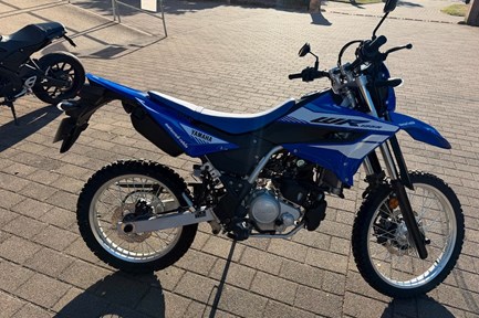 Yamaha WR125R
