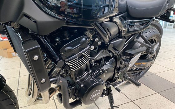 Neufahrzeug Kawasaki Z900 RS Black Ball Edition - Bild 11