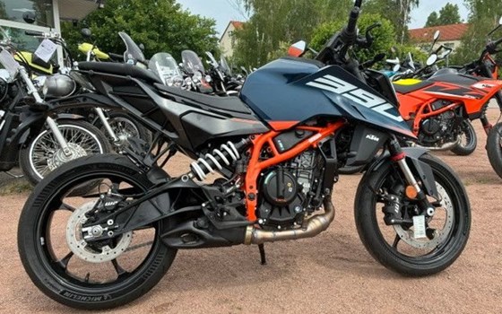Gebrauchtmotorrad KTM 390 Duke - Bild 1