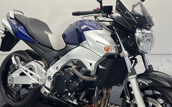 Gebrauchtmotorrad Suzuki GSR 600 - Bild 2