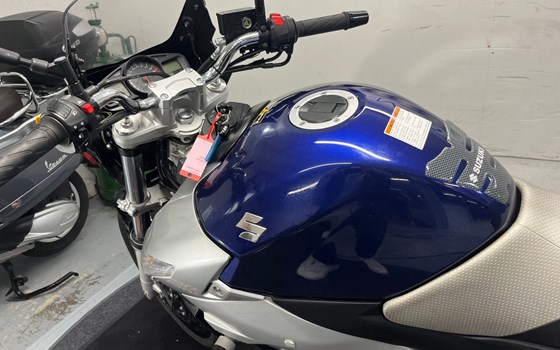 Gebrauchtmotorrad Suzuki GSR 600 - Bild 6