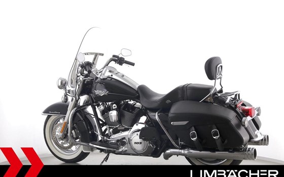 Gebrauchtmotorrad Harley-Davidson Road King Classic FLHRC - Bild 6