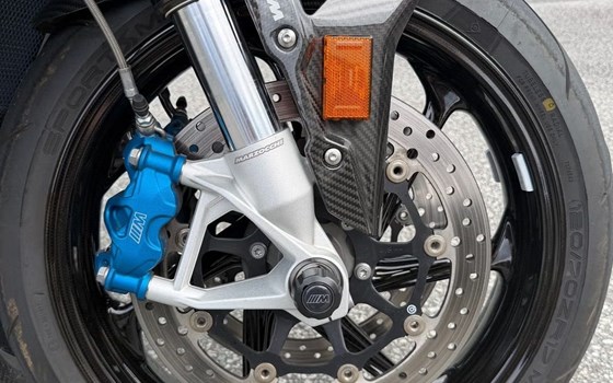 Gebrauchtmotorrad BMW M 1000 RR - Bild 4
