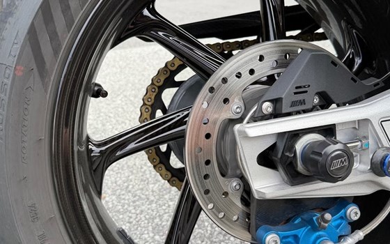 Gebrauchtmotorrad BMW M 1000 RR - Bild 7